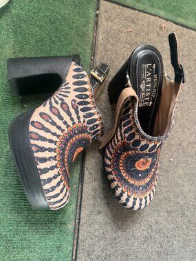 L'Artiste Zipi Heeled Clog - Size 38